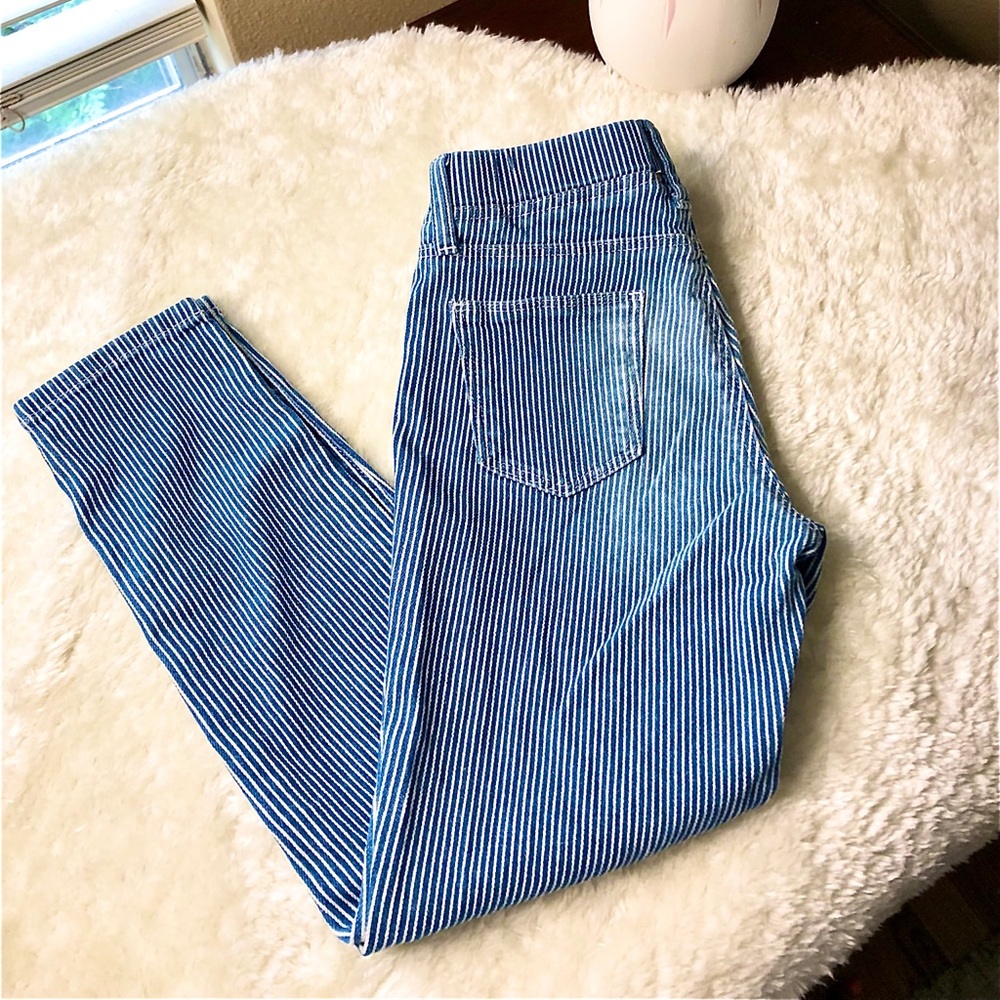 UNIQLO✨pull-up jeggings